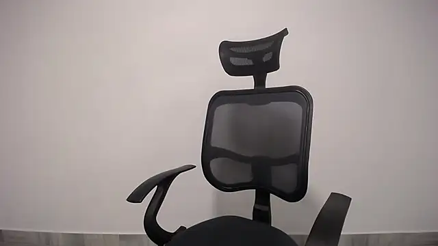 Snapshot of present_the_magic chatting on February 2, 2025, 2:38 am present the magic online show from February 2, 2025, 2:38 am