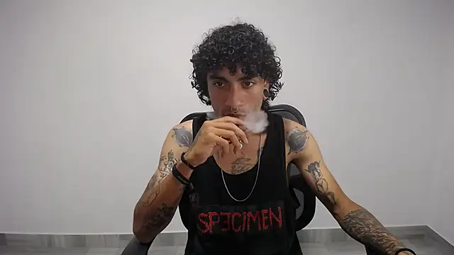 Snapshot of present_the_magic chatting on March 11, 2025, 4:54 am present the magic online show from March 11, 2025, 4:54 am