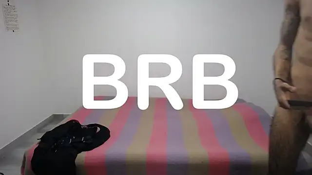 Snapshot of present_the_magic chatting on September 19, 2025, 10:21 pm present the magic online show from September 19, 2025, 10:21 pm