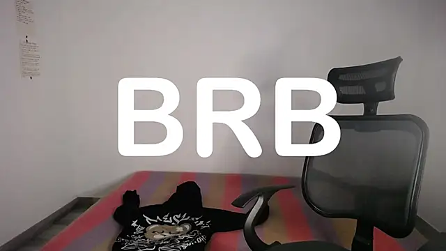 Snapshot of present_the_magic chatting on September 22, 2025, 11:40 pm present the magic online show from September 22, 2025, 11:40 pm