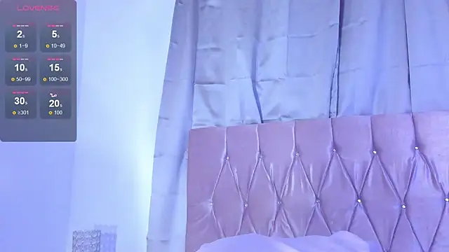 Snapshot of Ashley_piinkk_ chatting on December 30, 2024, 7:15 am Ashley piinkk  online show from December 30, 2024, 7:15 am