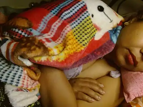 Snapshot of TASHa009 chatting on January 17, 2025, 12:42 am TASHa009 online show from January 17, 2025, 12:42 am