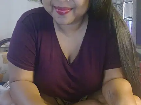 Snapshot of TASHa009 chatting on March 3, 2025, 5:53 am TASHa009 online show from March 3, 2025, 5:53 am