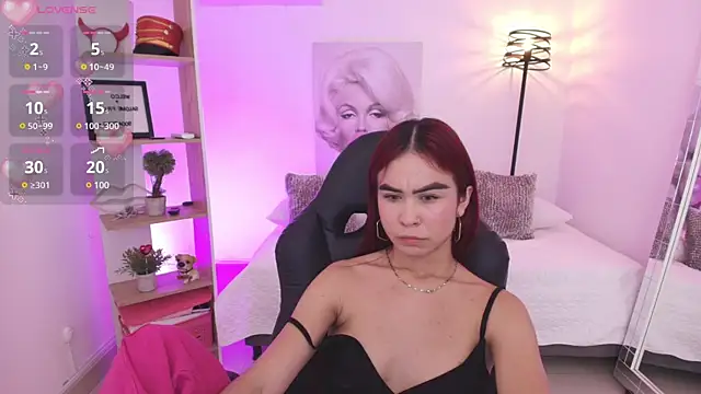 gabriiellaa   online show from February 5, 2025, 7:53 pm