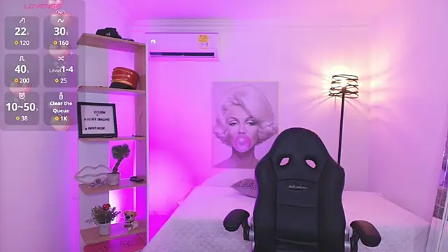 gabriiellaa   online show from February 8, 2025, 7:49 pm