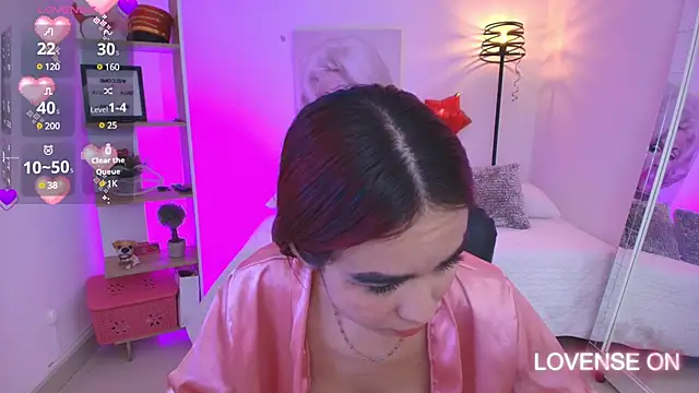 gabriiellaa   online show from March 4, 2025, 7:43 pm