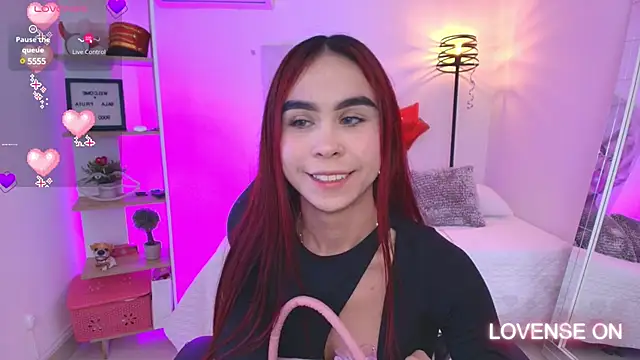 gabriiellaa   online show from March 7, 2025, 7:49 pm