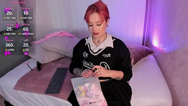 Paiige peach online show from May 27, 2026, 6:16 pm