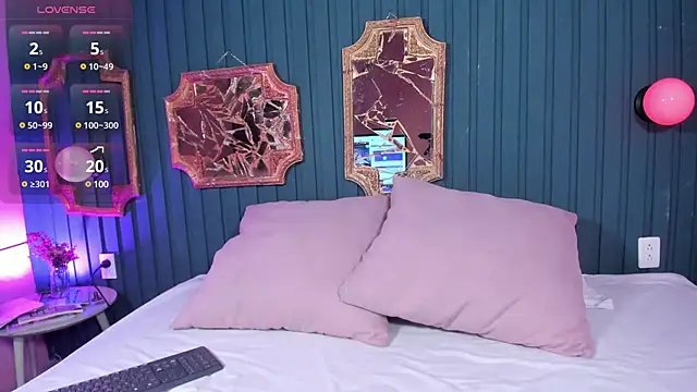 Snapshot of Kayla_stern_ chatting on February 11, 2025, 11:10 am Kayla stern online show from February 11, 2025, 11:10 am