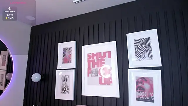 Snapshot of Kayla_stern_ chatting on October 16, 2025, 7:37 pm Kayla stern online show from October 16, 2025, 7:37 pm