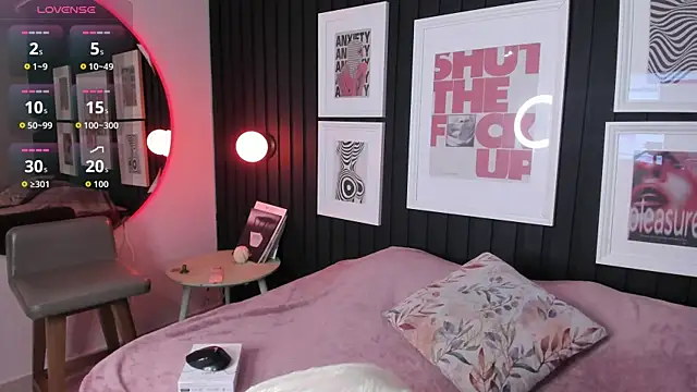 Snapshot of Kayla_stern_ chatting on November 7, 2025, 8:09 pm Kayla stern online show from November 7, 2025, 8:09 pm