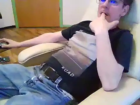 Minm666 online show from January 5, 2025, 9:47 pm