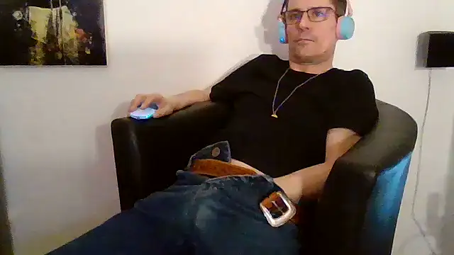 Snapshot of Minm666 chatting on March 9, 2026, 10:14 pm Minm666 online show from March 9, 2026, 10:14 pm