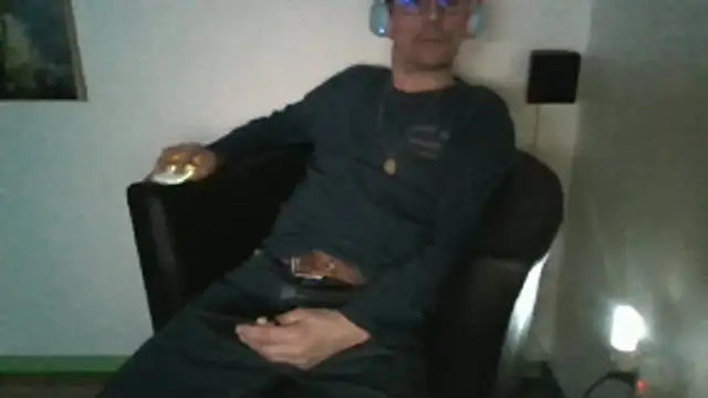 Snapshot of Minm666 chatting on March 15, 2026, 8:59 pm Minm666 online show from March 15, 2026, 8:59 pm