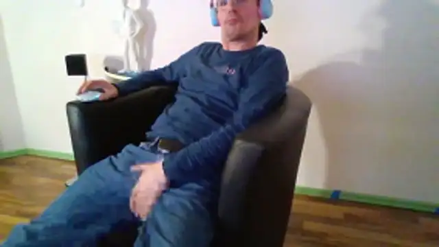 Snapshot of Minm666 chatting on April 10, 2026, 9:41 pm Minm666 online show from April 10, 2026, 9:41 pm