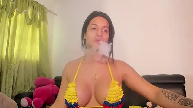 Snapshot of jennifer_ts chatting on July 7, 2026, 3:49 pm jennifer ts online show from July 7, 2026, 3:49 pm