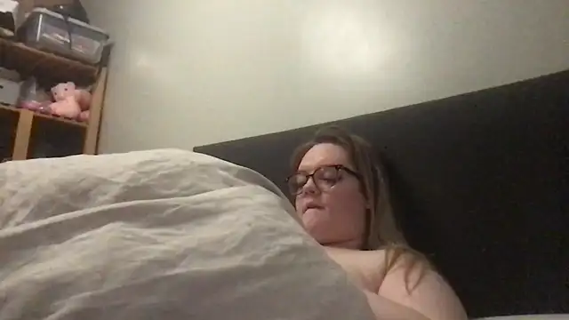 Snapshot of honeyyy24 chatting on September 13, 2025, 9:58 pm honeyyy24 online show from September 13, 2025, 9:58 pm