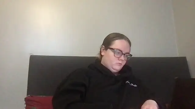 Snapshot of honeyyy24 chatting on November 14, 2025, 1:32 pm honeyyy24 online show from November 14, 2025, 1:32 pm