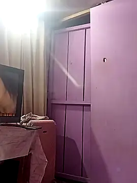 travieso2893 online show from December 22, 2024, 9:20 pm