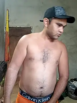 travieso2893 online show from February 17, 2025, 11:34 am