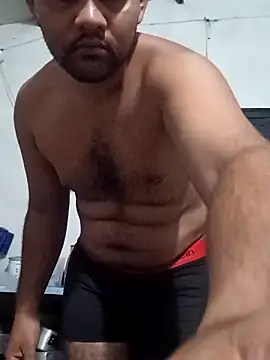 travieso2893 online show from October 29, 2025, 1:52 am