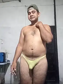 Snapshot of travieso2893 chatting on May 3, 2026, 3:45 am travieso2893 online show from May 3, 2026, 3:45 am