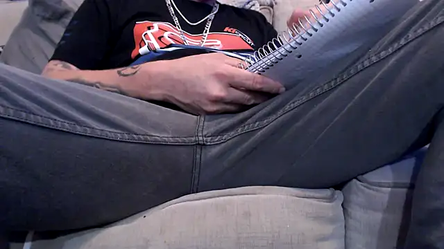 Snapshot of JohnnyKorrupt_ chatting on September 13, 2025, 2:39 pm JohnnyKorrupt  online show from September 13, 2025, 2:39 pm