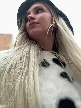 Milkyy wway online show from March 2, 2025, 7:54 am