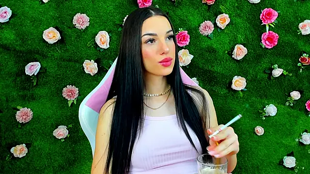 IrisMonn online show from December 16, 2024, 5:49 am