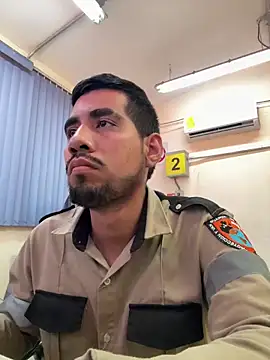 EnriquePersian197 online show from February 3, 2025, 6:28 pm