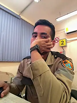 EnriquePersian197 online show from February 20, 2025, 9:53 pm