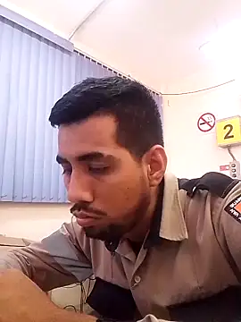 EnriquePersian197 online show from February 24, 2025, 6:47 pm