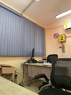 EnriquePersian197 online show from March 6, 2025, 9:20 pm