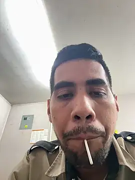 EnriquePersian197 online show from March 19, 2025, 5:52 am