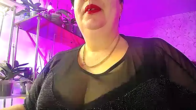  Sweet Woman online show from December 15, 2025, 5:44 am