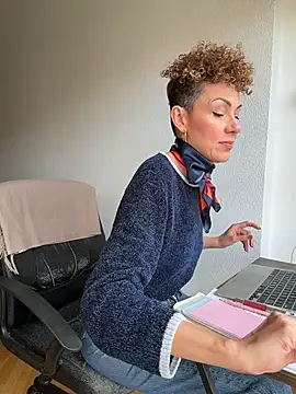 lavaldez online show from April 8, 2026, 11:21 am