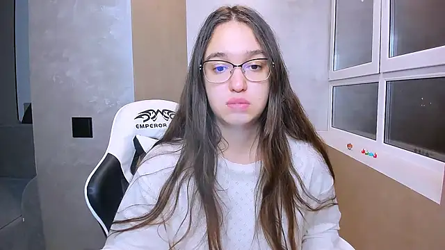 fancy bunny online show from October 27, 2025, 8:13 pm