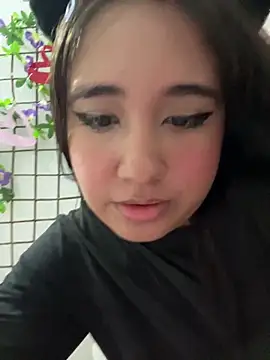 melyescobar online show from March 21, 2025, 12:06 pm