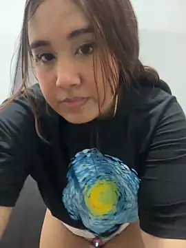 melyescobar online show from October 26, 2025, 3:34 am