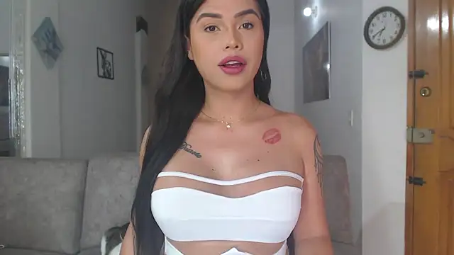 divinepleasury online show from November 24, 2025, 2:39 pm