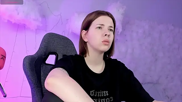 AliceSunday online show from February 15, 2025, 8:11 am