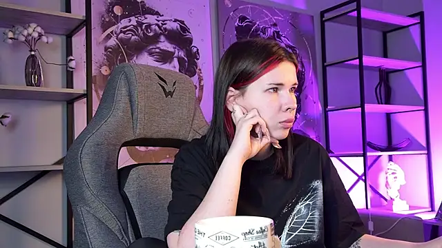 AliceSunday online show from January 9, 2026, 5:21 am