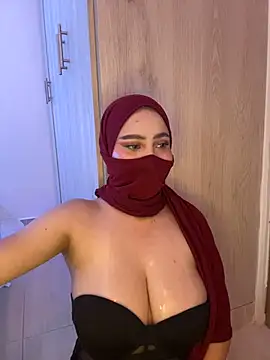 amaal  online show from November 26, 2025, 8:43 pm