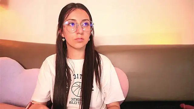 Snapshot of Sweet_Sammy_ chatting on February 17, 2026, 7:31 pm Sweet Sammy online show from February 17, 2026, 7:31 pm