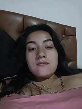 Hellen Alex online show from March 18, 2026, 2:42 pm