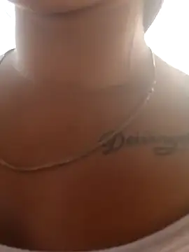 Snapshot of naughty-girl01 chatting on December 20, 2024, 1:43 pm naughty-girl01 online show from December 20, 2024, 1:43 pm