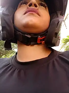 Snapshot of naughty-girl01 chatting on December 26, 2024, 2:27 pm naughty-girl01 online show from December 26, 2024, 2:27 pm