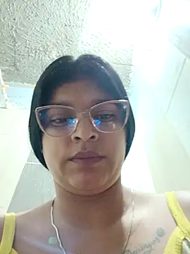 Snapshot of naughty-girl01 chatting on February 24, 2025, 10:15 am naughty-girl01 online show from February 24, 2025, 10:15 am