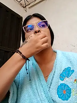 Snapshot of naughty-girl01 chatting on March 2, 2025, 2:43 pm naughty-girl01 online show from March 2, 2025, 2:43 pm