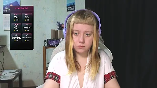 June shy0 online show from October 29, 2025, 6:48 am